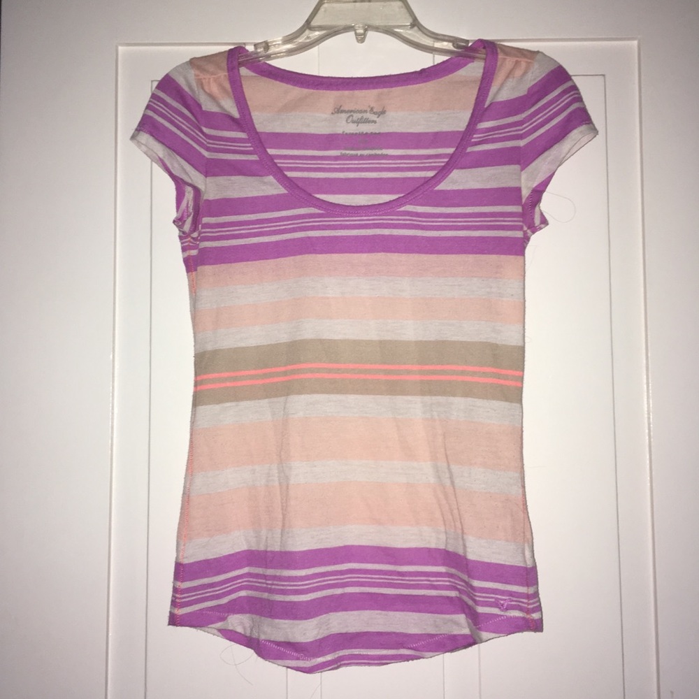 ⬇️BUY ONE GET ONE LISTING FREE AEO Striped Top!!